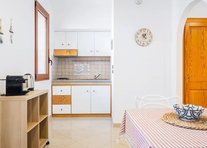 New Leuca